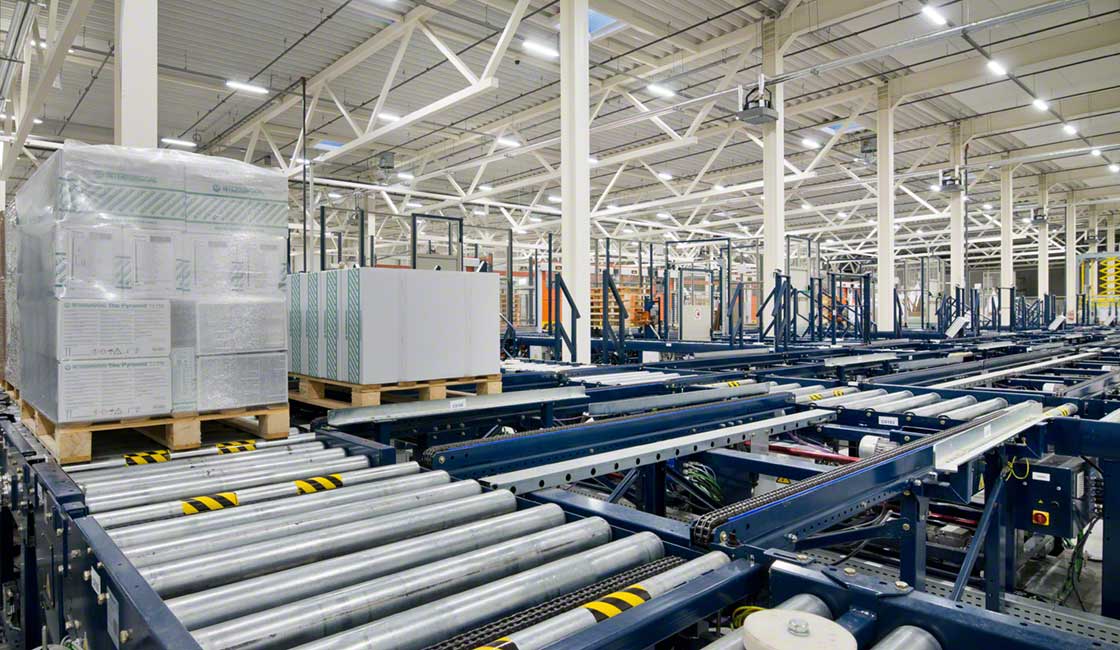L’automatisation des flux de l’entrepôt apporte dynamisme et rapidité d’exécution à toutes les opérations