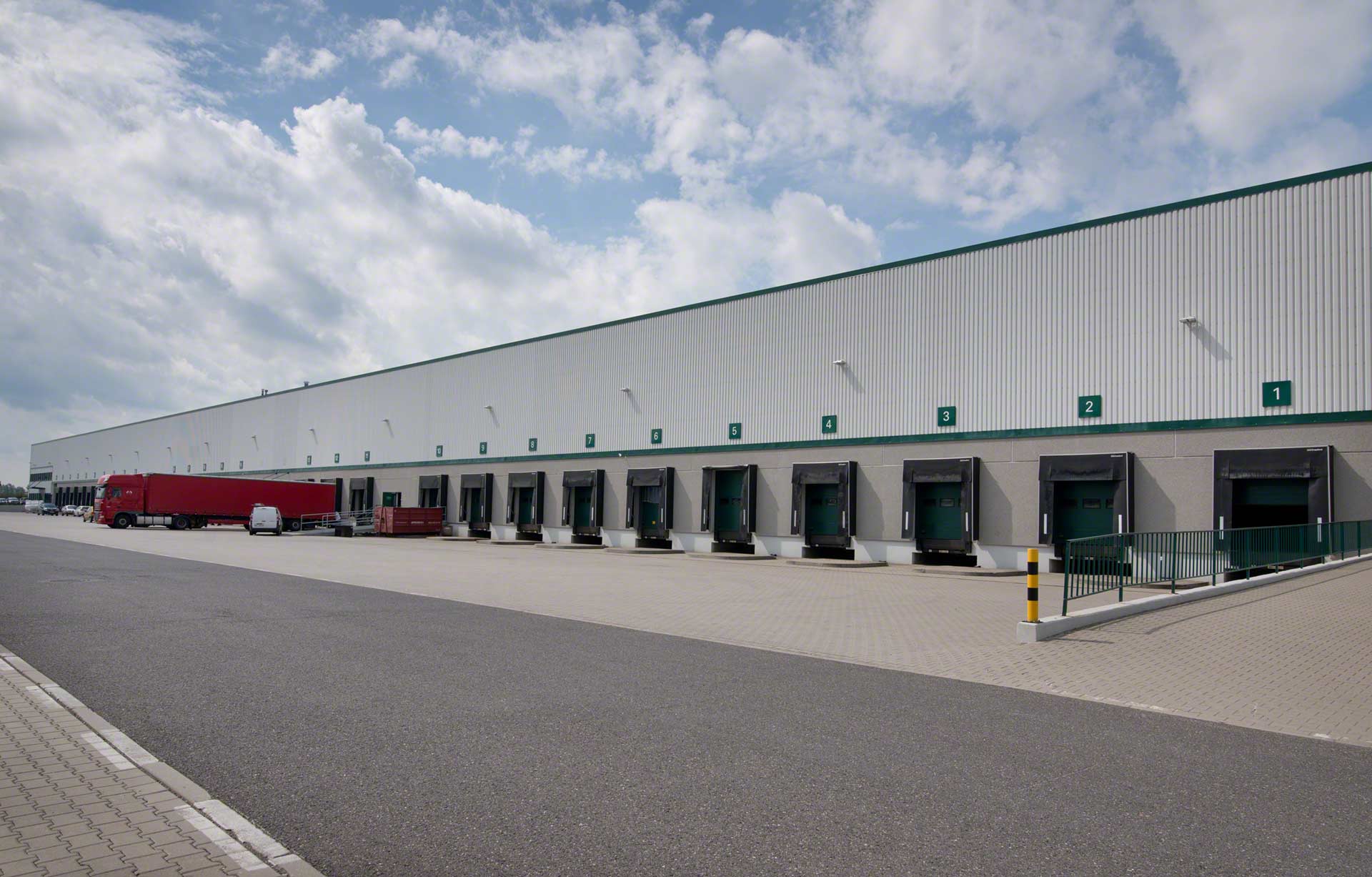 axée sur les processus de réception, stockage et d'expédition de marchandises axée sur les processus de réception, stockage et d'expédition de marchandises