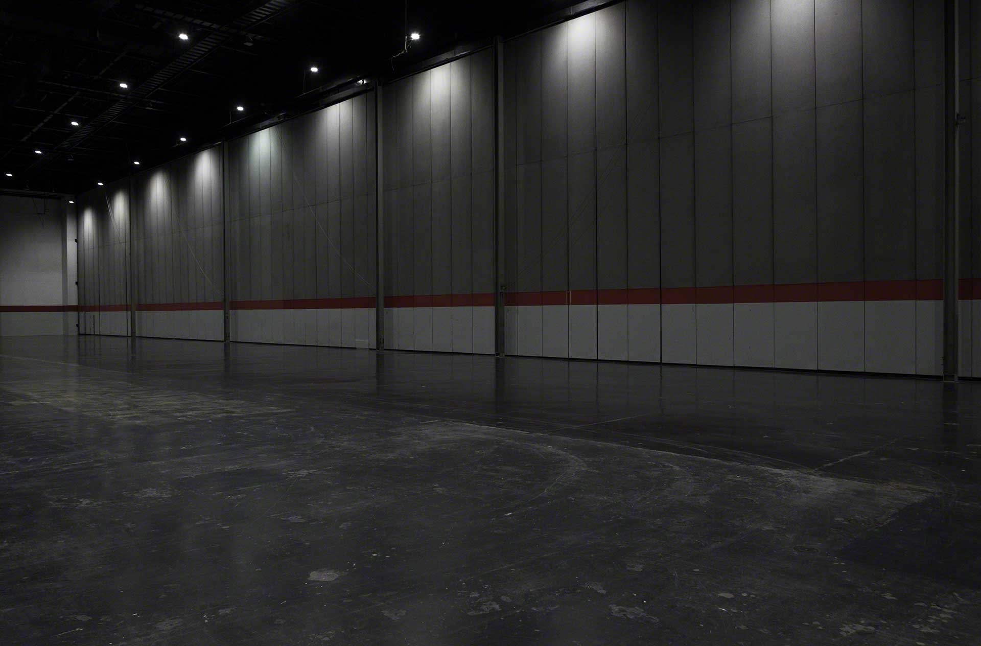 Le Dark Warehouse Le Dark Warehouse