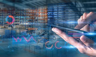 La logistique flexible consiste en la capacité d'adapter les opérations à des changements imprévus.