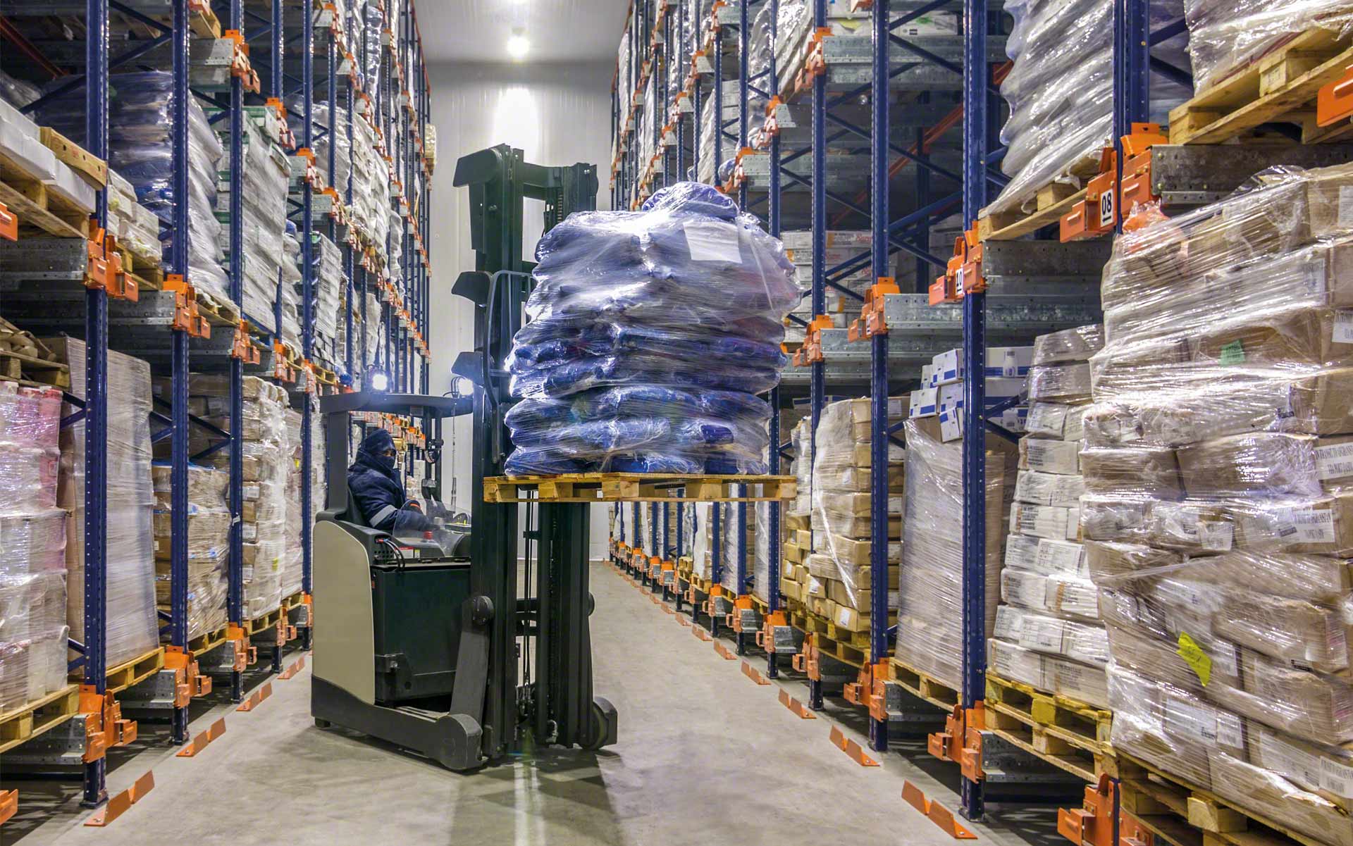 La logistique du froid suppose une manipulation des charges aux difficultés spécifiques La logistique du froid suppose une manipulation des charges aux difficultés spécifiques