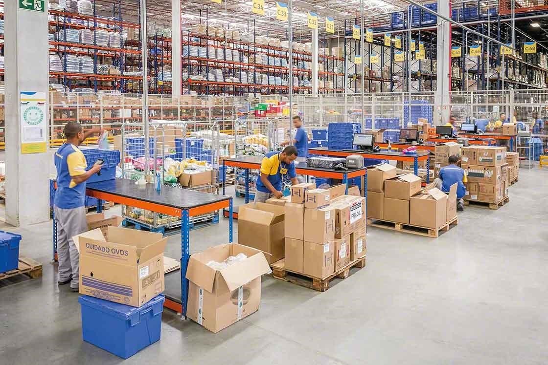 Une préparation de commandes efficace est bénéfique à la logistique verte. Une préparation de commandes efficace est bénéfique à la logistique verte.