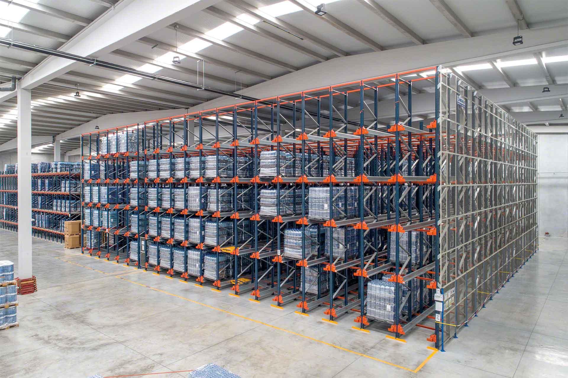La majorité des solutions de stockage par accumulation fonctionnent selon la méthode FIFO La majorité des solutions de stockage par accumulation fonctionnent selon la méthode FIFO