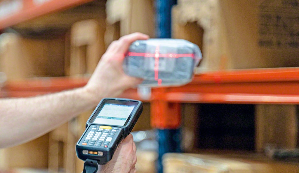 Un WMS tel qu’Easy WMS fournit des instructions étape par étape pour un picking efficace et productif.