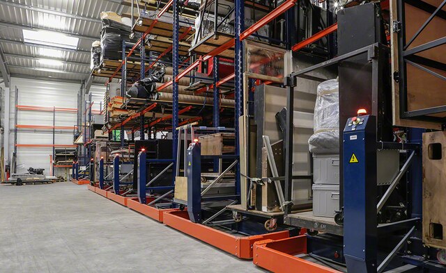 L'entrepôt de Artys en France destiné au stockage d'équipements audio