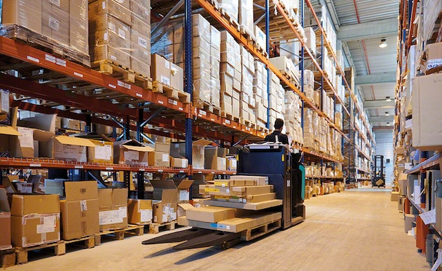 Préparation des commandes pour le magasin en ligne de Sergent Major