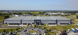 Capacité de stockage optimisée pour les nouveaux centres logistiques de TopTex en France et en Belgique