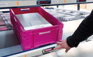 Intégration de la technologie <em>Pick/Put-to-Light</em> dans Easy WMS