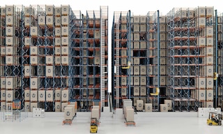 Le 4-Way Pallet Shuttle dynamise les opérations des entrepôts de produits à forte rotation
