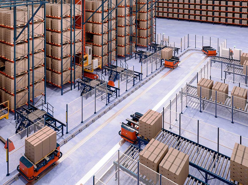 Les convoyeurs au sol fonctionnent de manière indépendante mais restent interconnectés