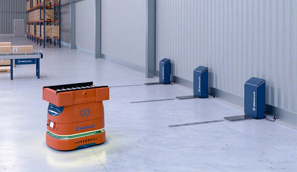 La charge inductive ne nécessite ni câbles ni points de connexion, ce qui facilite son utilisation au quotidien