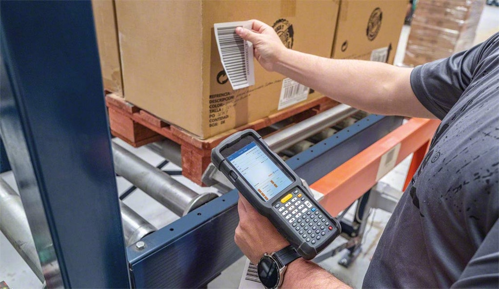 L’identification des lots offre des avantages tels que l’organisation et la rotation des stocks