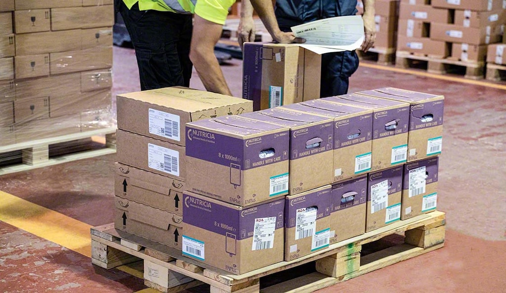 La zone de réception se sert de la lettre de transport pour contrôler les marchandises reçues