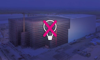 Un lights-out warehouse est un entrepôt où la lumière artificielle n'est pas nécessaire Un lights-out warehouse est un entrepôt où la lumière artificielle n'est pas nécessaire