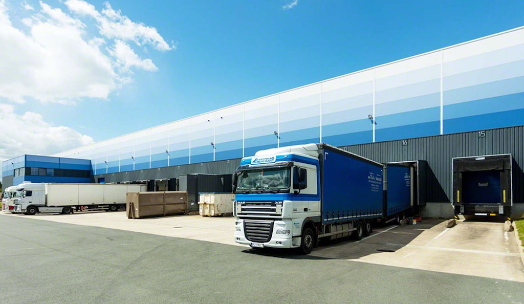 La logistique verte encourage l’utilisation de stratégies durables dans le transport et le stockage de marchandises
