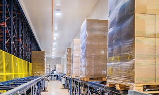 La production en continu consiste à fabriquer des produits sans interruption