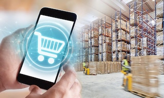 Le social commerce est une variante du commerce électronique qui combine les réseaux sociaux et les plateformes e-commerce Le social commerce est une variante du commerce électronique qui combine les réseaux sociaux et les plateformes e-commerce