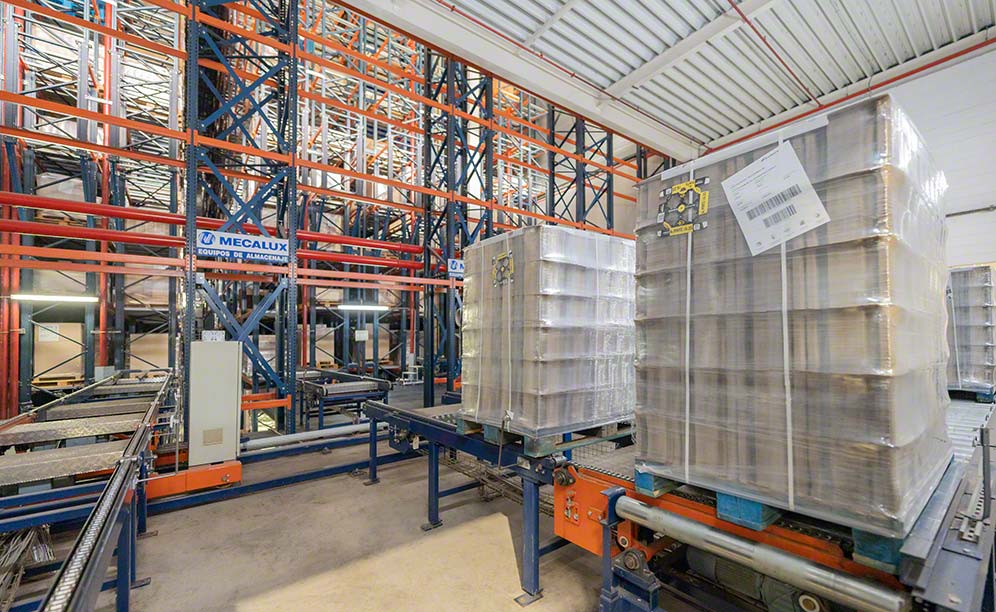 L’entrepôt automatisé du leader de l’emballage Alzamora Group