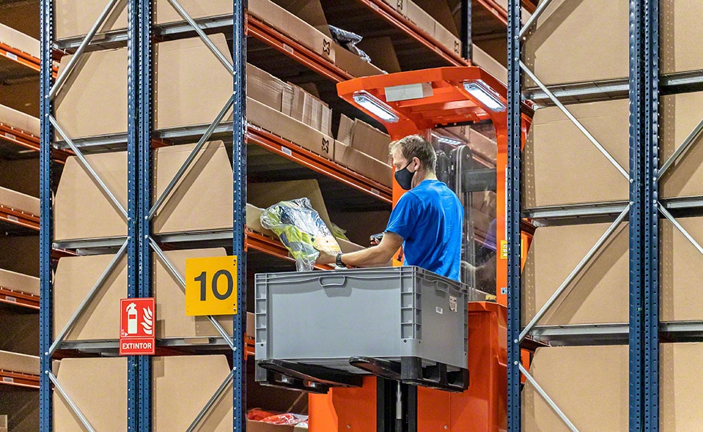 Easy WMS organise la préparation des commandes dans l'entrepôt de Würth Modyf Easy WMS organise la préparation des commandes dans l'entrepôt de Würth Modyf