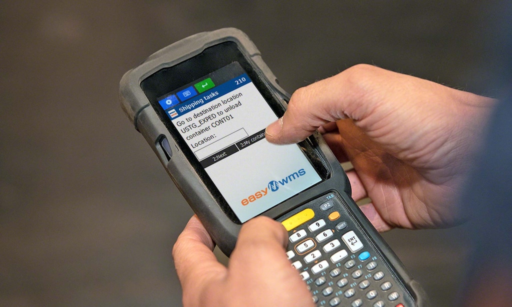 L'entrepôt de produits dentaires de Prodent avec Easy WMS de Mecalux