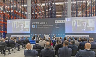 Entrepôt avec 100 000 palettes pour Number 1, le 3PL alimentaire leader en Italie Entrepôt avec 100 000 palettes pour Number 1, le 3PL alimentaire leader en Italie