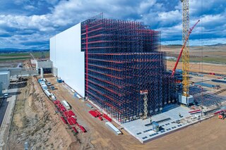 Les entrepôts autoportants permettent d’accélérer l’exécution du projet par rapport aux constructions traditionnelles