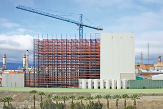 Les entrepôts autoportants peuvent atteindre 45 m de haut Les entrepôts autoportants peuvent atteindre 45 m de haut