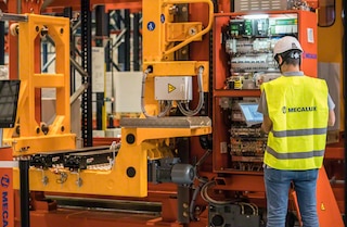 La modernisation de l’entrepôt contribue à sa mise à jour technologique La modernisation de l’entrepôt contribue à sa mise à jour technologique