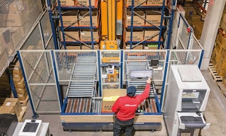 Get Impressed optimise sa logistique en installant un entrepôt miniload à Turin