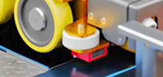 Le shuttle 3D est doté de 6 galets de guidage dans le canal