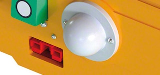 L’antenne de la navette shuttle permet la réception des instructions du WMS L’antenne de la navette shuttle permet la réception des instructions du WMS