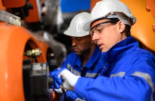 Le service de pièces détachées de Mecalux facilite le remplacement des pièces et composants de vos équipements Le service de pièces détachées de Mecalux facilite le remplacement des pièces et composants de vos équipements