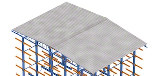 La toiture protège le rayonnage cantilever et les marchandises des intempéries