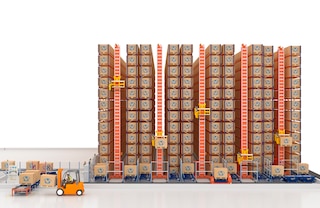 Les transtockeurs tridirectionnels sont adaptés aux entrepôts de 15 m de haut maximum Les transtockeurs tridirectionnels sont adaptés aux entrepôts de 15 m de haut maximum